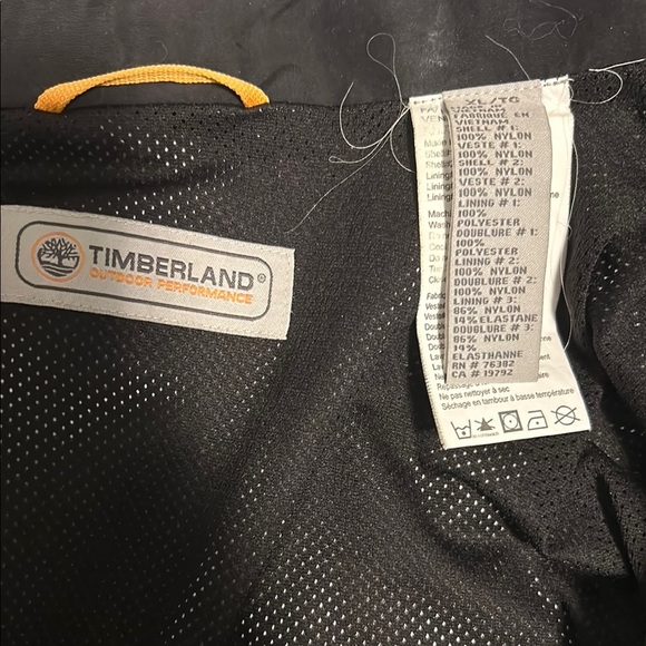 Vintage Timberland Men's Black and Gray Jacket - Picture 7 of 11